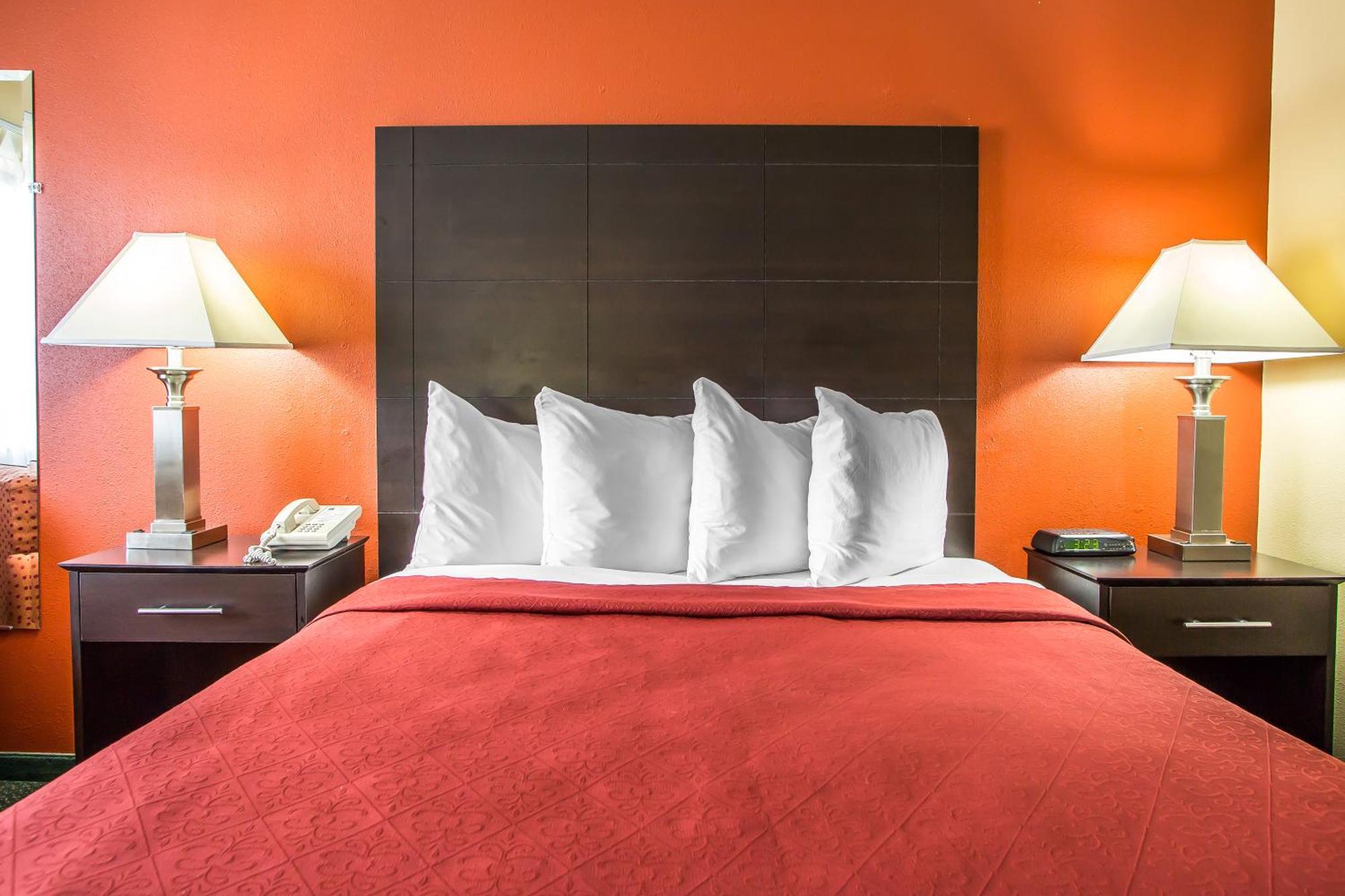 Quality Inn Morton At I-74 Rum bild