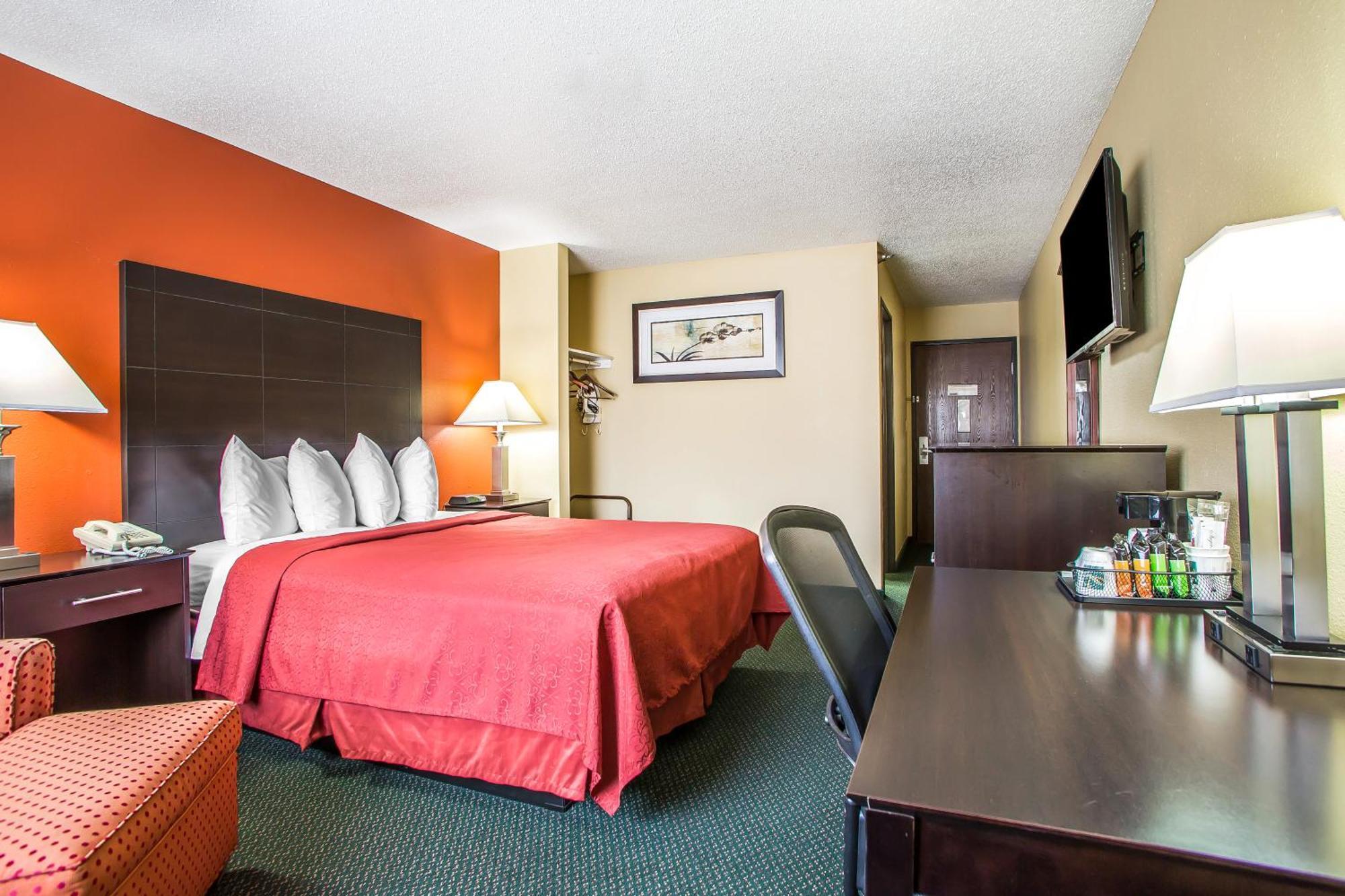 Quality Inn Morton At I-74 Rum bild